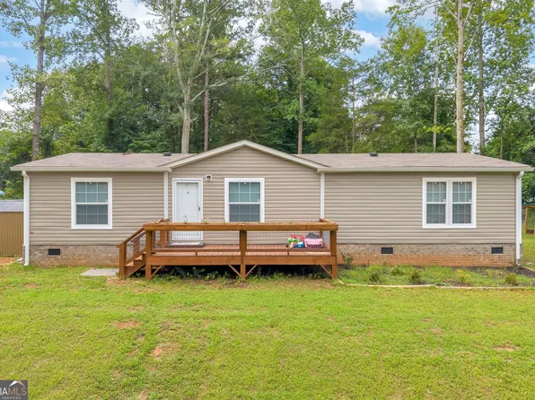 818 N Holcomb Dr, Martin, GA 30557