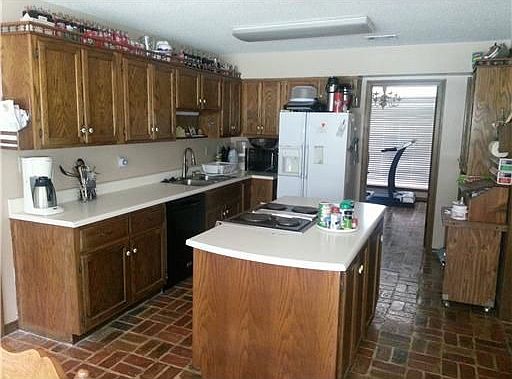 4th image of 1609 Pine Tassel Dr