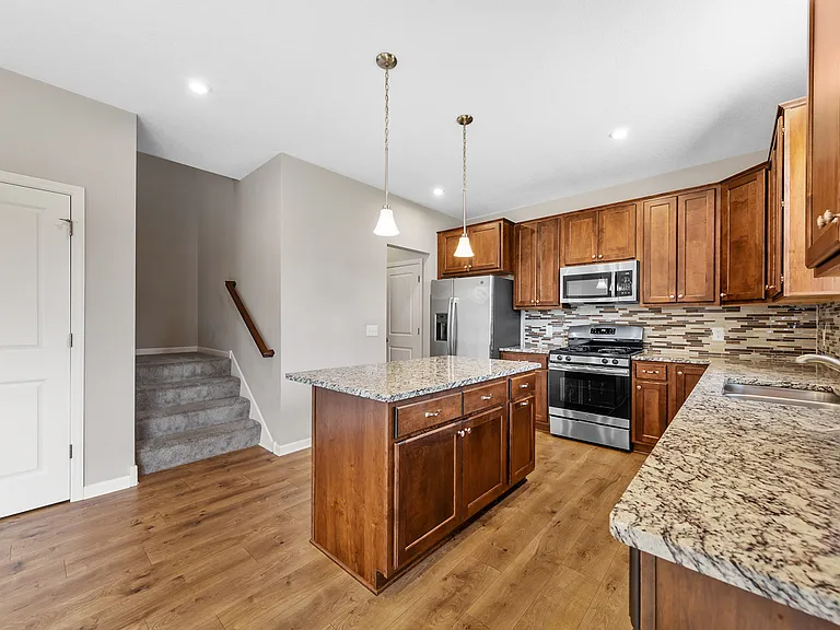 18109 Glacier Way — Photo 14