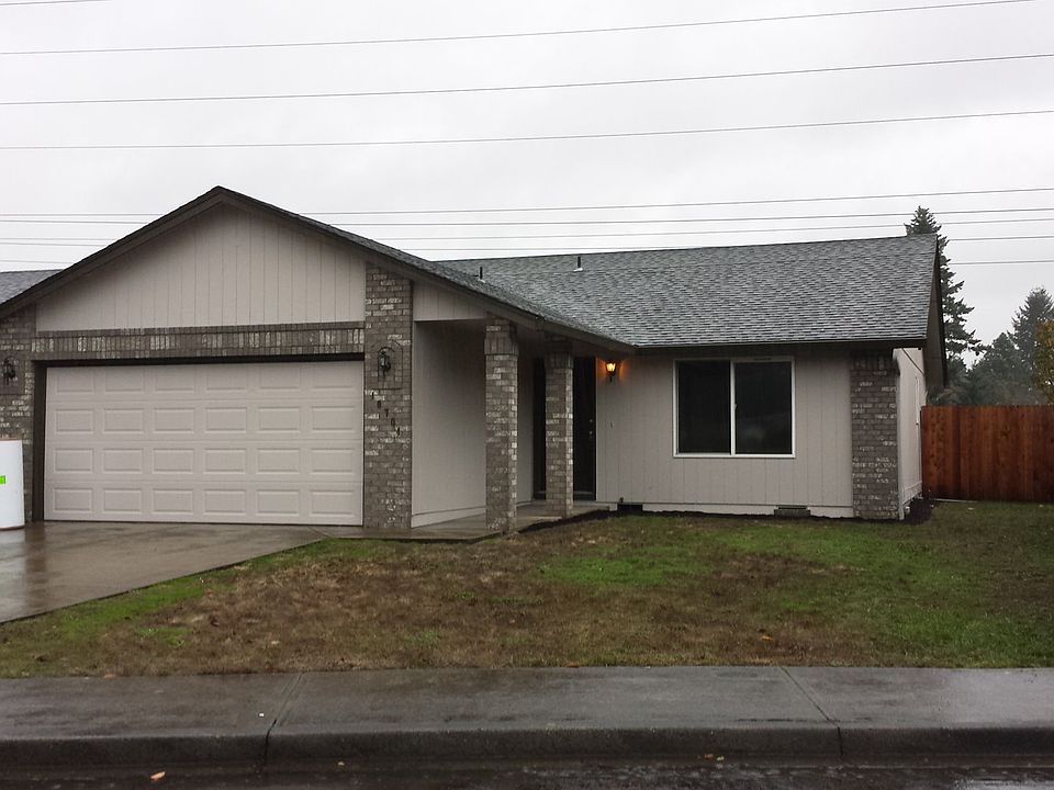 1st image of 10704 NE 65th St
