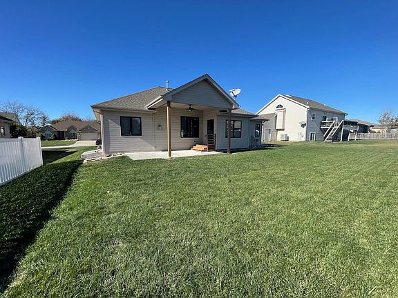 2nd image of 501 S 9th St