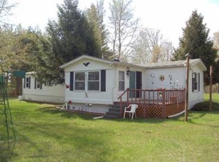 6424 Townsend Rd, Applegate, MI 48401