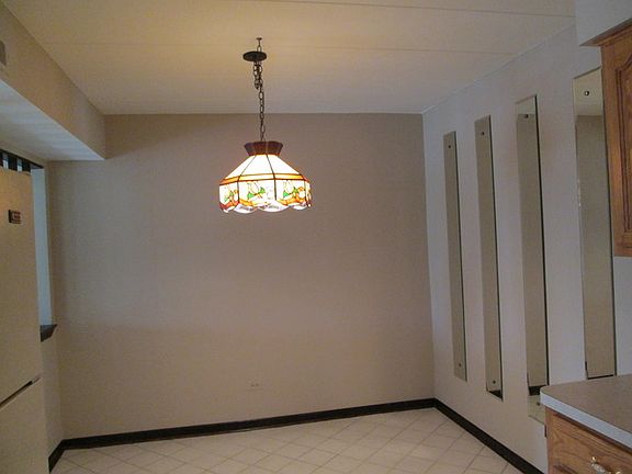 5th image of 10311 S Austin Ave #2