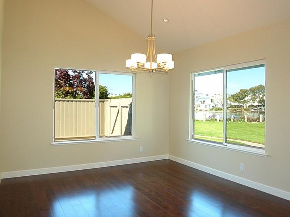 Formal dining room