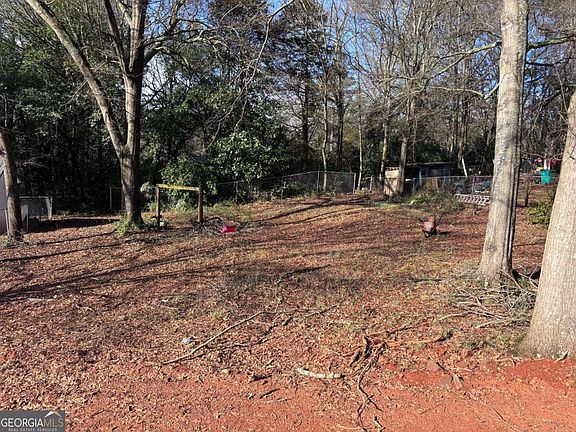 5th image of 43 Anderson St