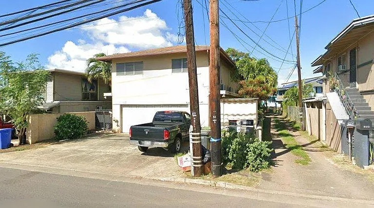 816 Mokauea St — Photo 1