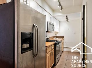 139 Ashland Ave #F202, Evanston, IL 60202