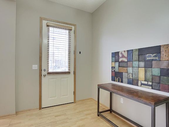 2nd image of 5900 Oxford St Unit 16