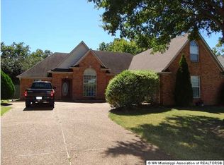 1855 Pecan Meadows Dr, Southaven, MS 38671