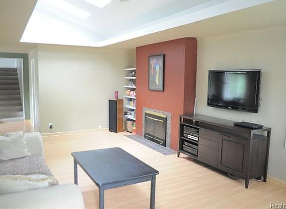 2nd image of 9247 Hickorywood Dr