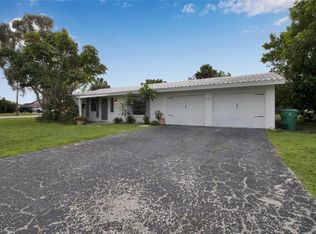 690 Ennis Ter NW, Pt Charlotte, FL 33952