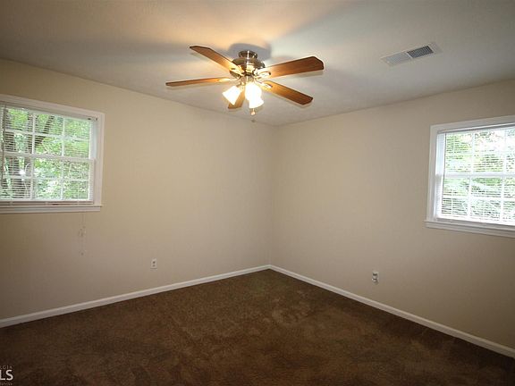 5th image of 214 Wilbur Ln