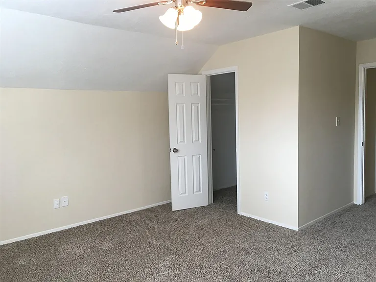 5115 Tashkent Dr — Photo 13