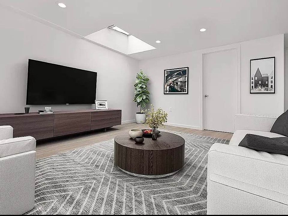 1st image of 369 W 36th St #2W