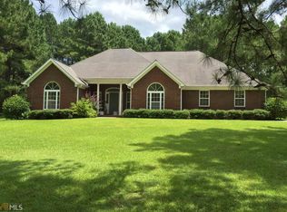 100 Planters Ridge Dr, Lagrange, GA 30240