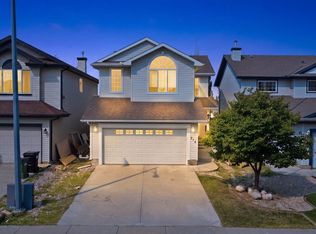 714 87th St SW, Edmonton, AB T6X1G6