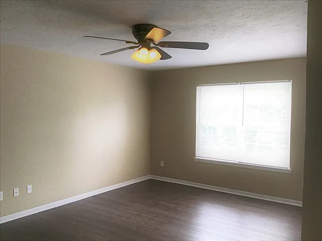 14077 Wheeling Ct — Photo 7