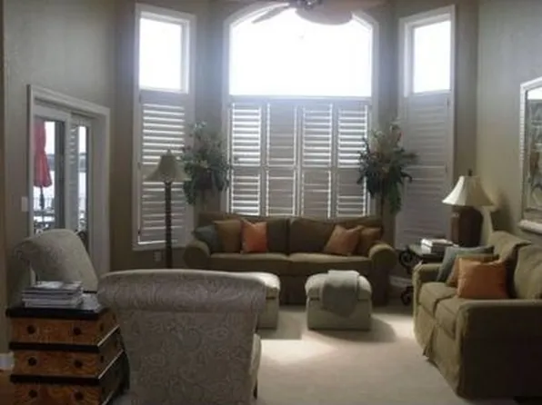 1998 Chimney Poin, Sunrise Beach, MO 65079
