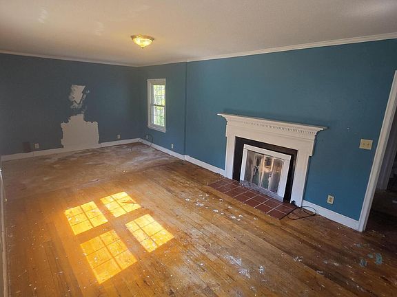 2nd image of 9 E Bayshore Boulevard