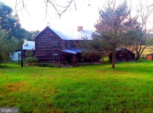 1649 S Timber Ridge Rd, Cross Junction, VA 22625