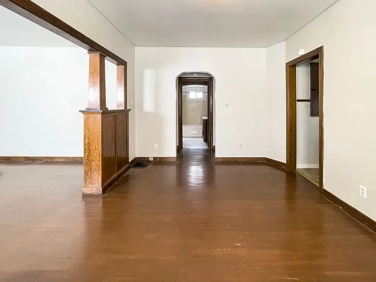225 S College Ave — Photo 7