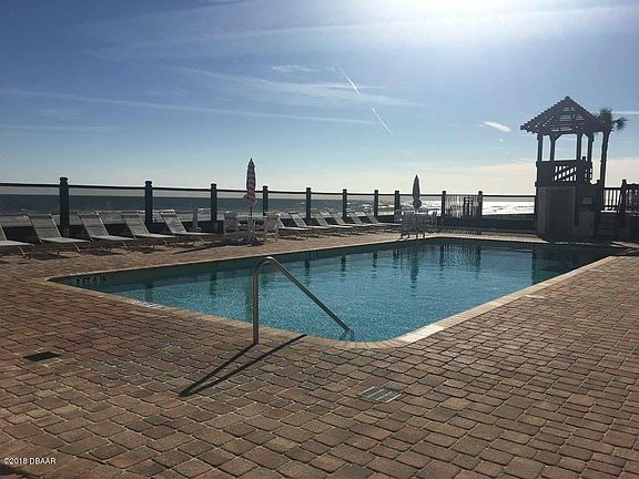 3rd image of 1233 S Atlantic Ave #131