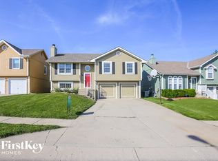 8652 NE 110th St, Kansas City, MO 64157