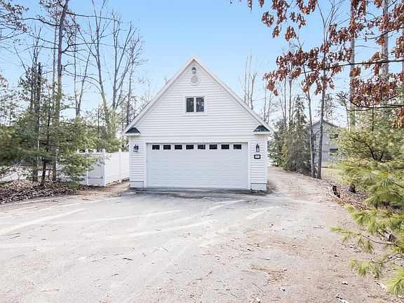 5th image of 5262 Circle Dr
