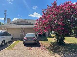 1302 Conway Dr #B, San Marcos, TX 78666