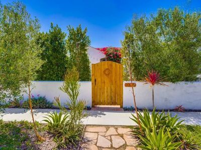 3235 S Sherbourne Dr, Los Angeles, CA, 90034