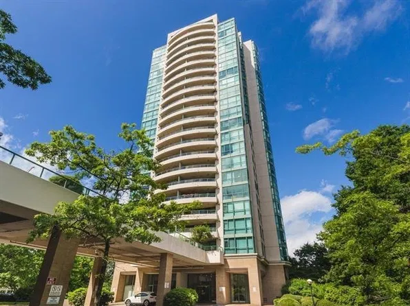 5833 Wilson Ave #604, Burnaby, BC V5H 4R8