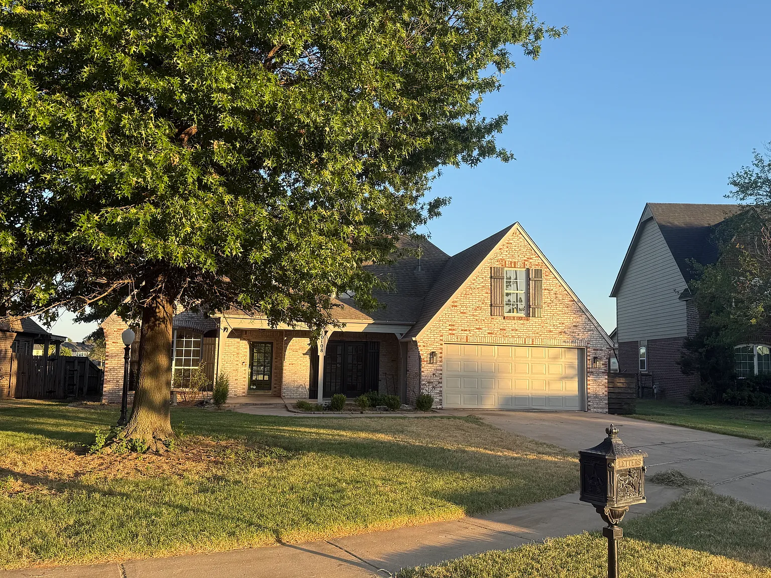 3 bed, 3031 sqft, $2,665 — Photo 3