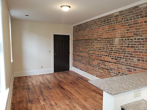 3rd image of 923 N 2nd St #2R