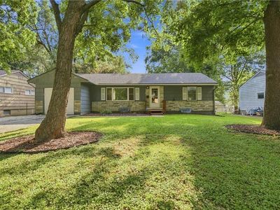 11109 Elmwood Ave, Kansas City, MO, 64137