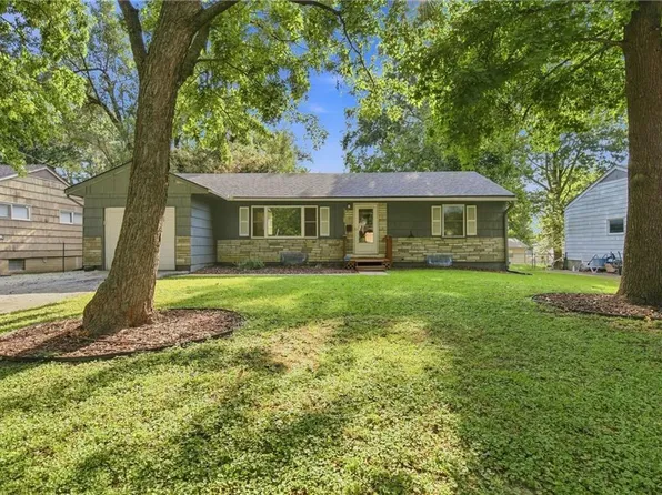 11109 Elmwood Ave, Kansas City, MO 64137