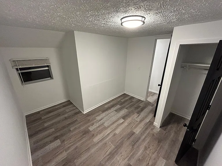 199 E McKinley St #1 — Photo 8
