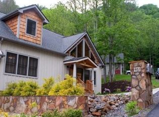 469 Spy Rock Rd, Waynesville, NC 28785