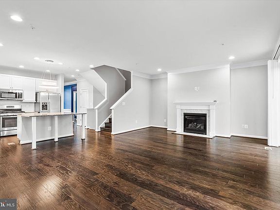 2nd image of 5642 Scott Ridge Pl