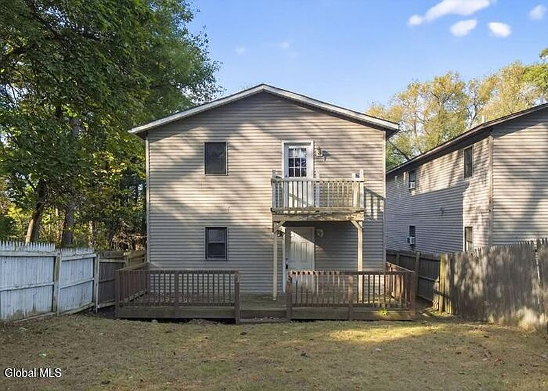 2nd image of 1087 Davis Terrace