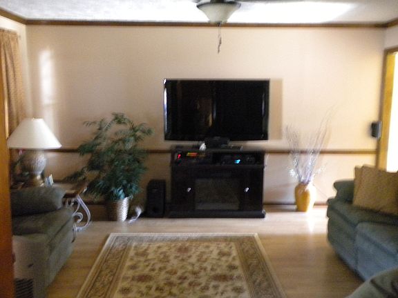 5th image of 916 E Winds Ln