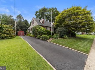 36 Cadwallader Ct, Yardley, PA 19067