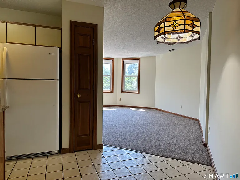 1022 W Main St #4 — Photo 5