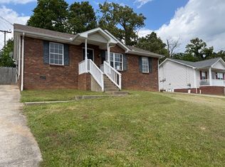 355 Donna Dr, Clarksville, TN 37042