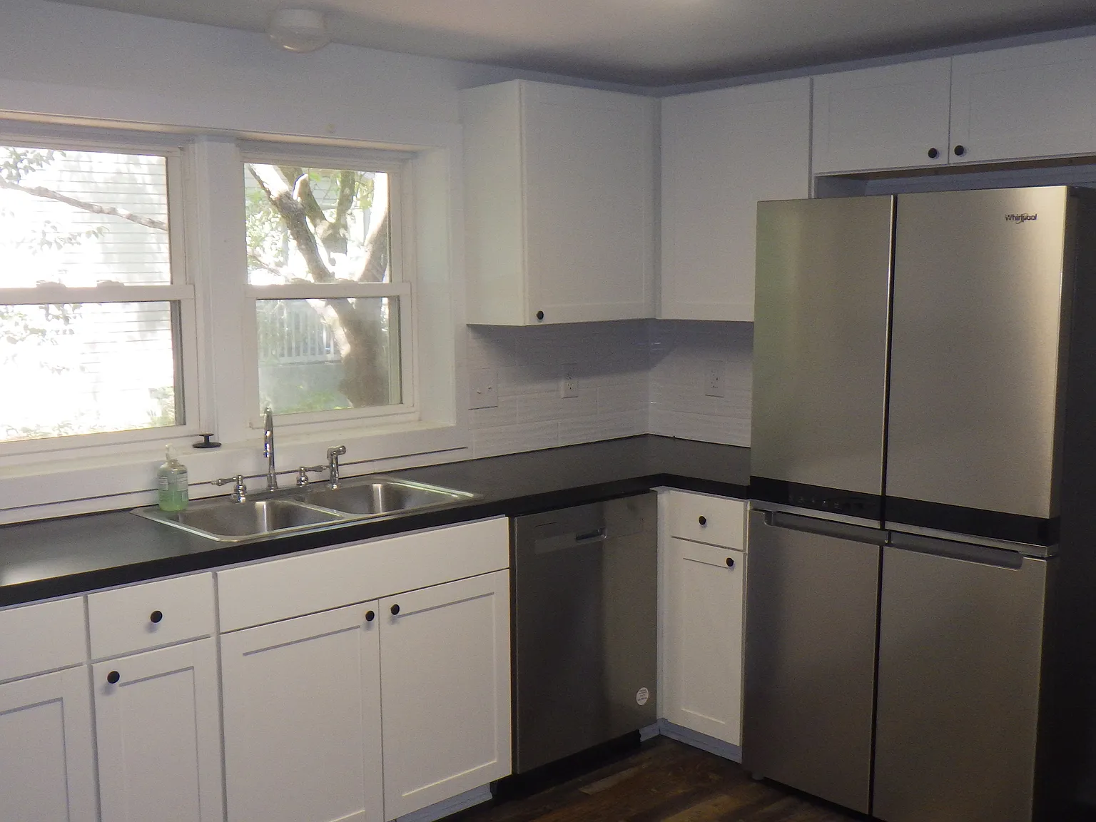 4 bed, 2.5 bath, 1746 sqft, $1,800 — Photo 3