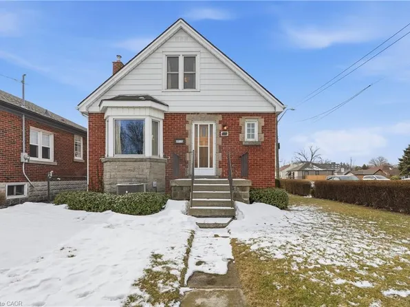 306 Concession St, Hamilton, ON L9A 1B4