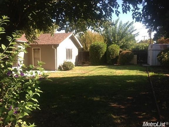 2nd image of 318 E Banbury Dr