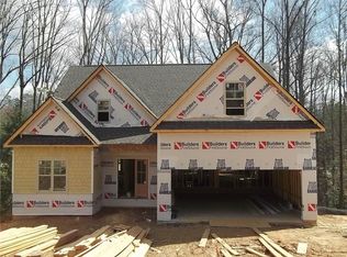 1237 Bloomsbury Ln, Gainesville, GA 30501