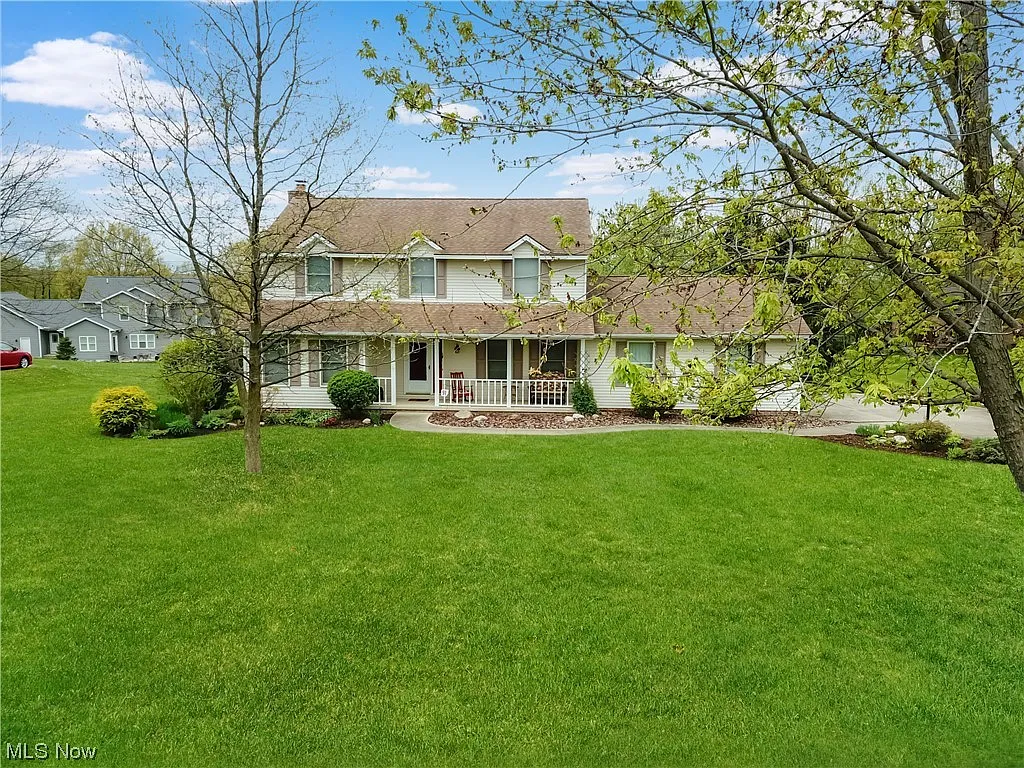 91 Hillside Dr photo 1