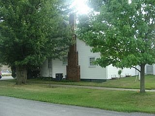 2nd image of 120 N Center St