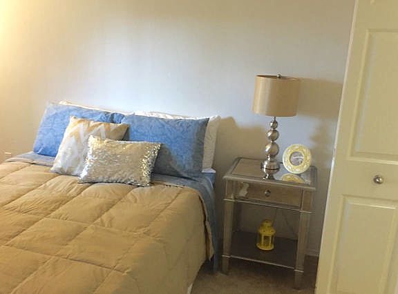 5th image of 360 Jefferson Dr Unit 102